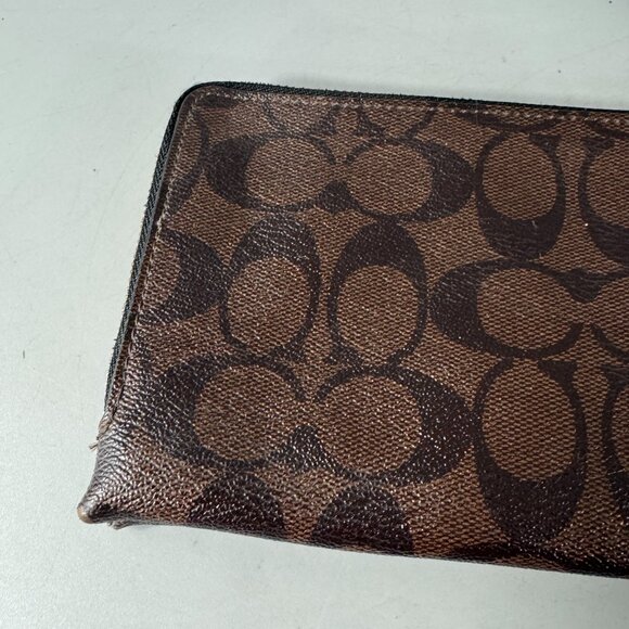 Coach C53563 Brown Leather CC Signature Double Zippered Wallet/Wristlet - Picture 6 of 12